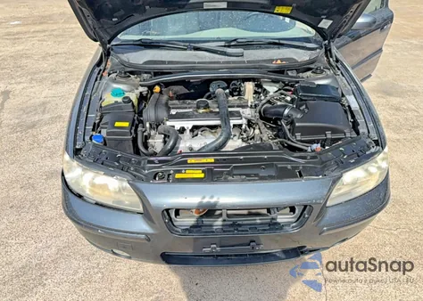 2006 Volvo S60 2.5T z USA, uszkodzony, nr VIN YV1RS592062526042